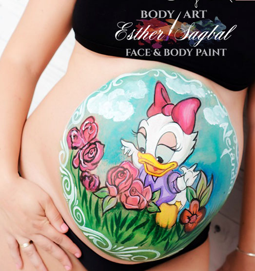 Belly painting: pintar dibujos en la barriga de las embarazadas