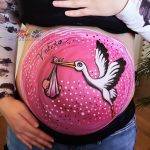 Pintarte la tripa durante en embarazo en Madrid